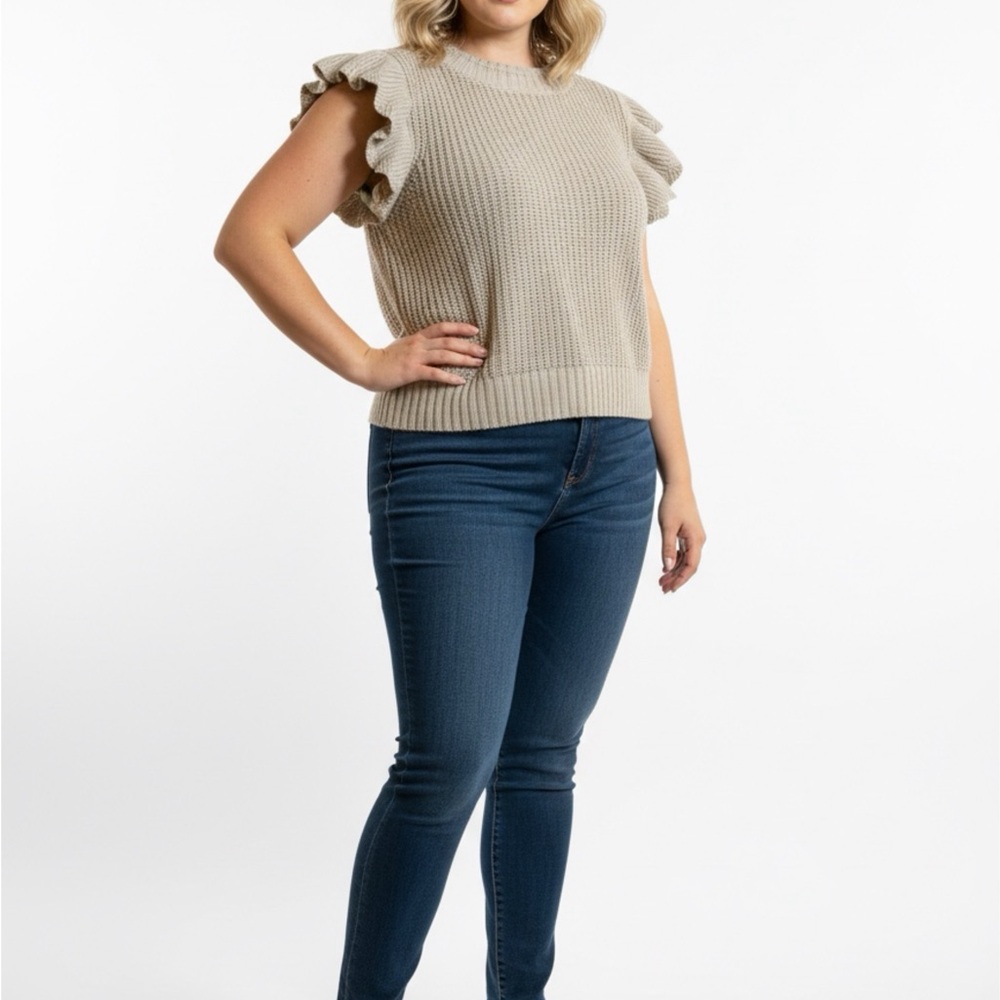 Universal Thread Beige Ruffle Sleeve Cropped Swea… - image 1